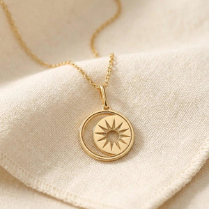 Radiant 14K Yellow Gold Star & Moon Crescent Pendant Necklace - 18" Elegance.