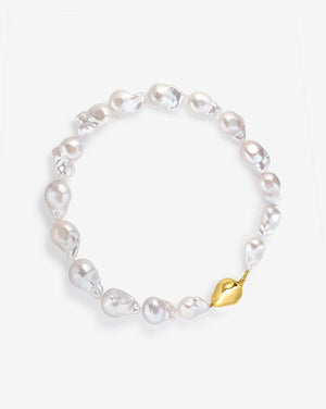 Elegant Baroque Pearl Necklace - Timeless Luxury Accessory.