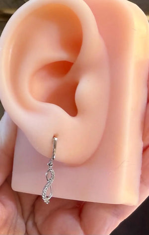 Vintage 10K White Gold Diamond Drop Dangle Earrings
