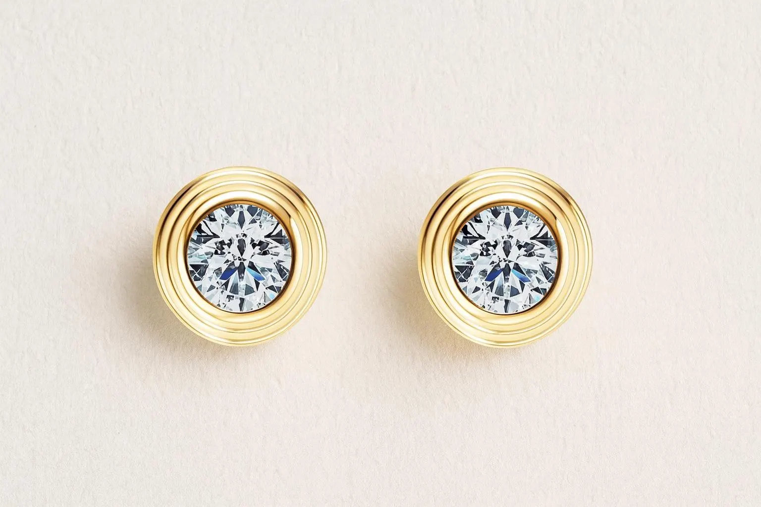 9Ct Gold Stud Earrings round Classic Design 6 Mm Pair in Luxury Gift Box