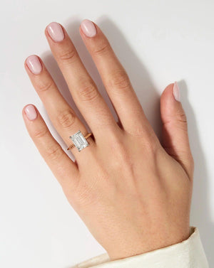 Stunning 5.05 Carat Emerald Lab Diamond Cloud Solitaire Ring.