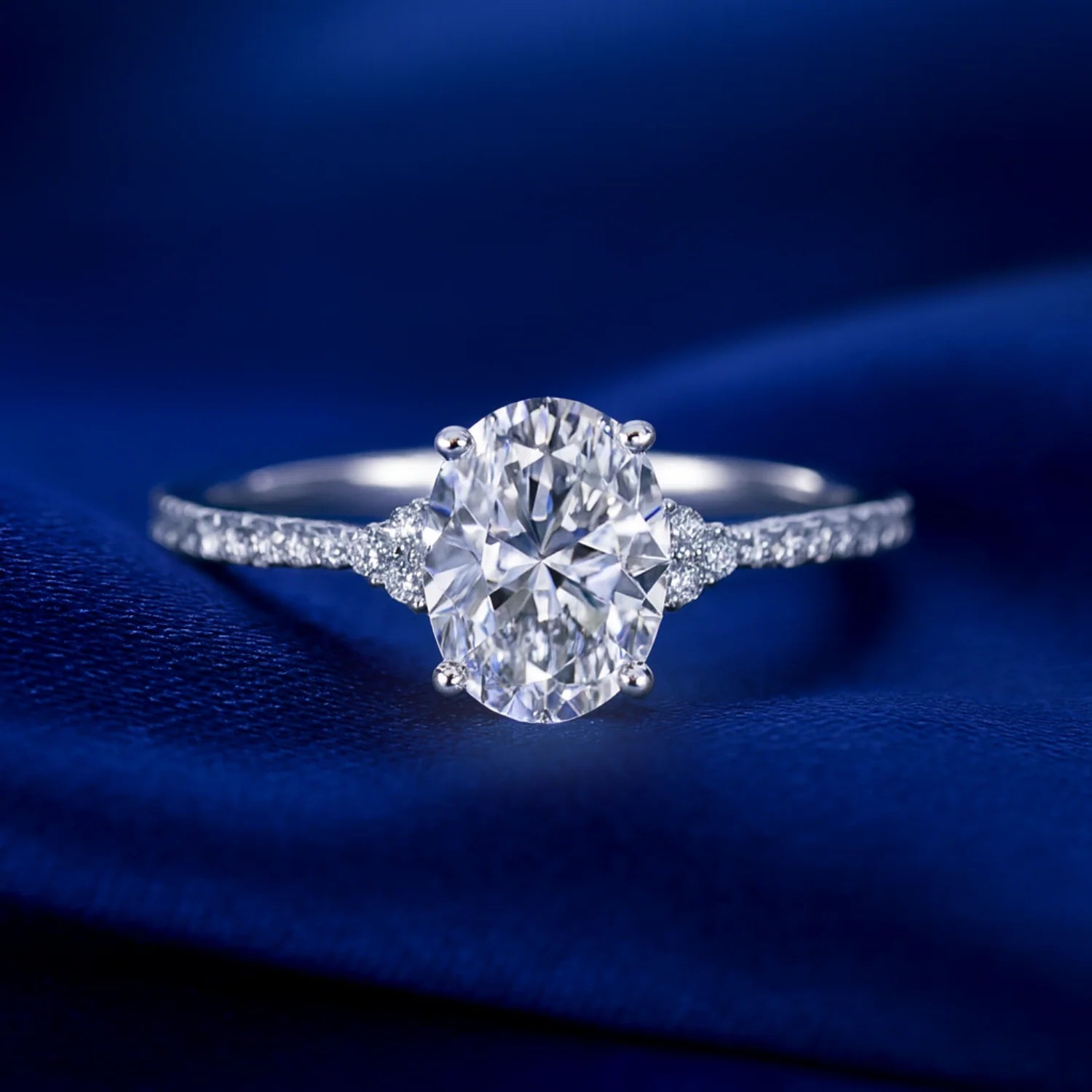 14K White Gold Oval-Shaped Solitaire 1.5 Carat Engagement Ring with Side Stones