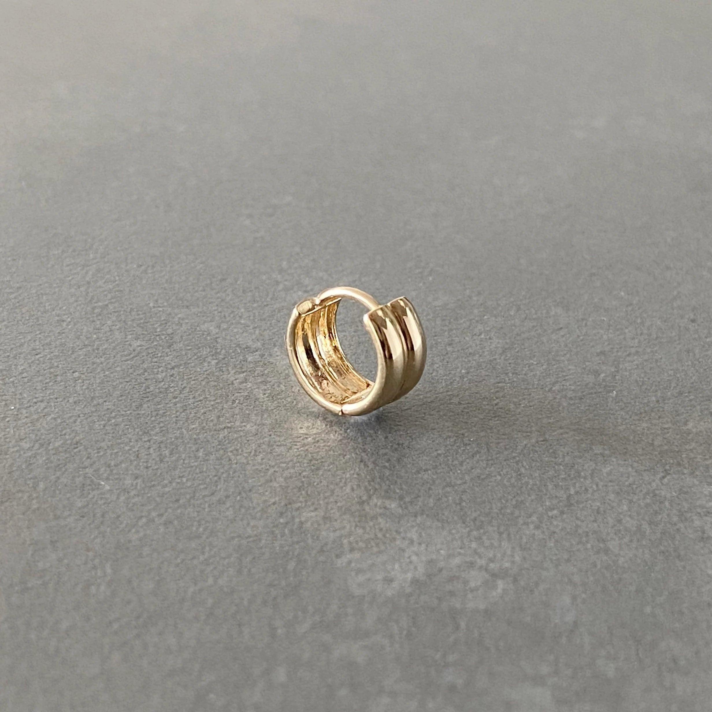 Stunning 14K Solid Gold Chunky Huggie Earrings - Fashionable 11mm Hinged Gold Hoops.