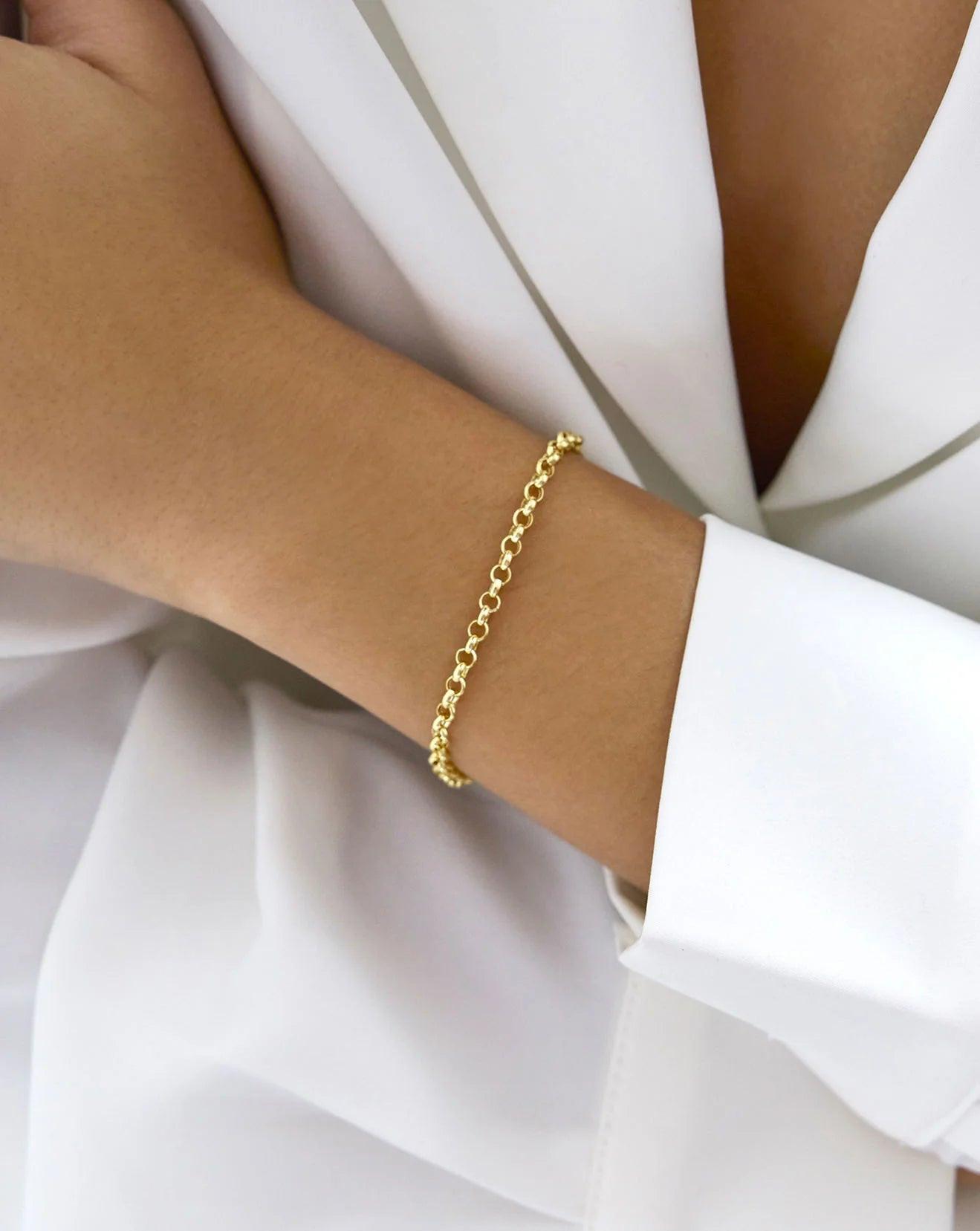 Stunning Hollow Rolo Chain Bracelet for Elegant Style.