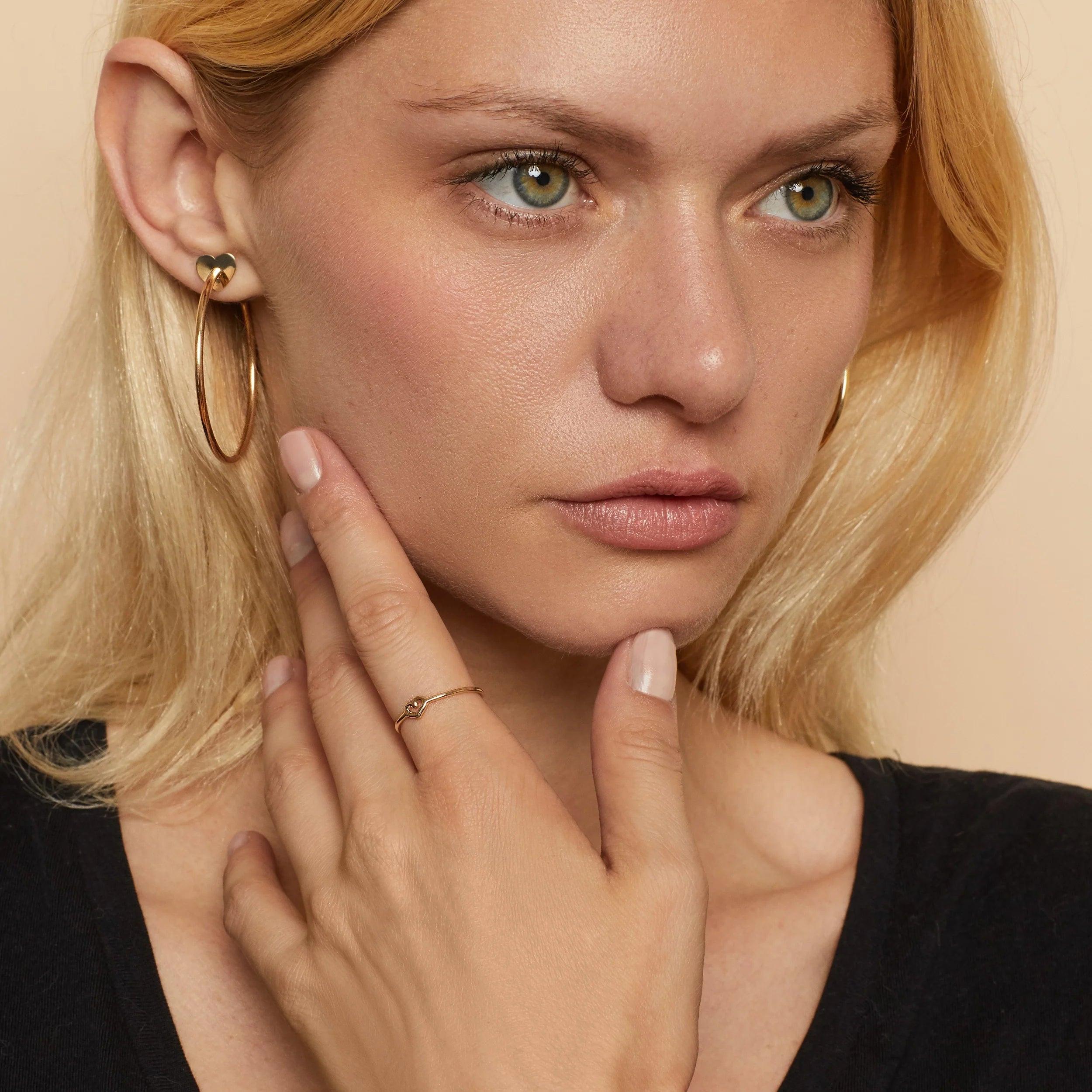 Elegant Heart of Gold Ring - A Timeless Treasure.