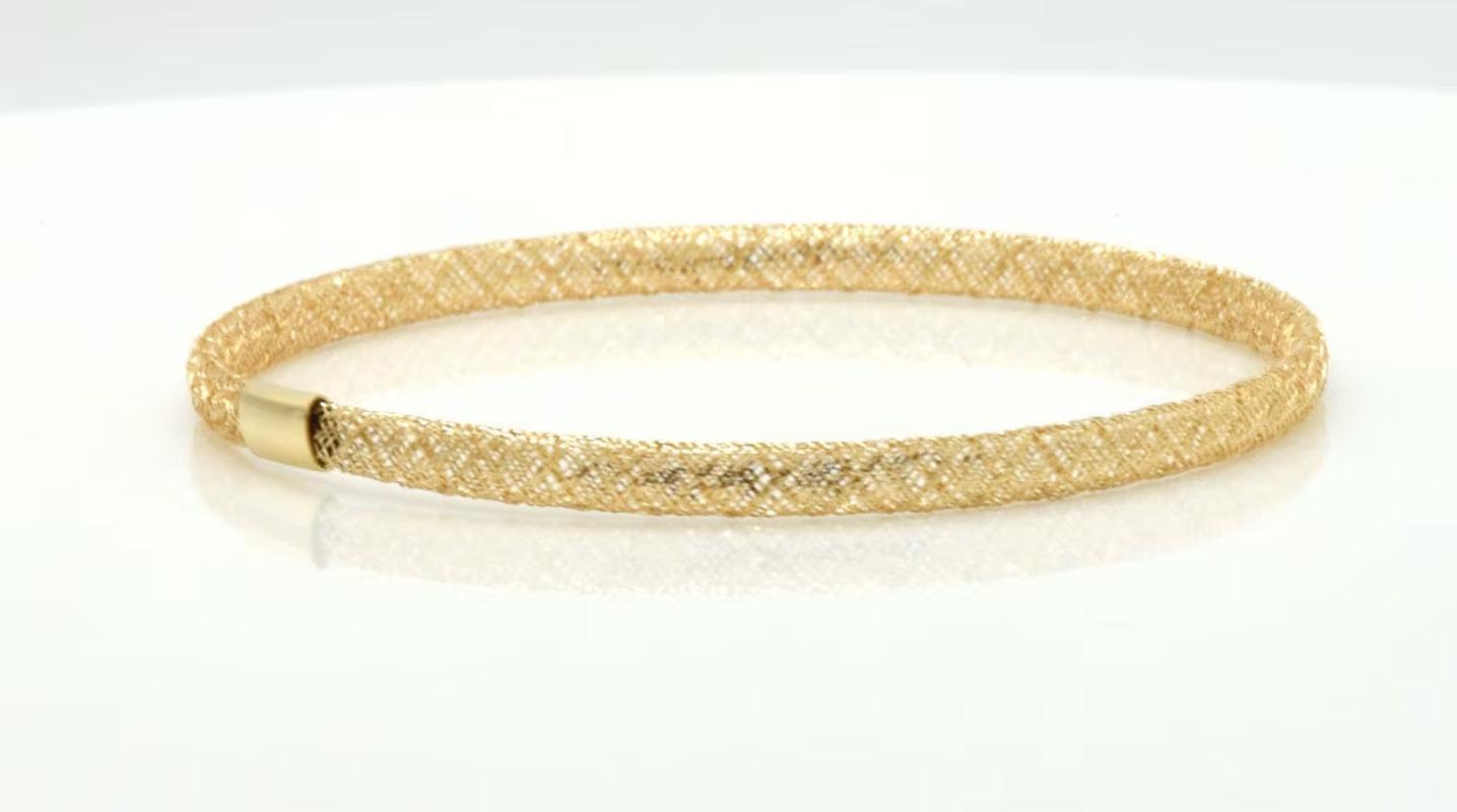 Elegant 14K Yellow Gold Mesh Bracelet - 7 Inch Flexible Slip-On Lightweight Design.