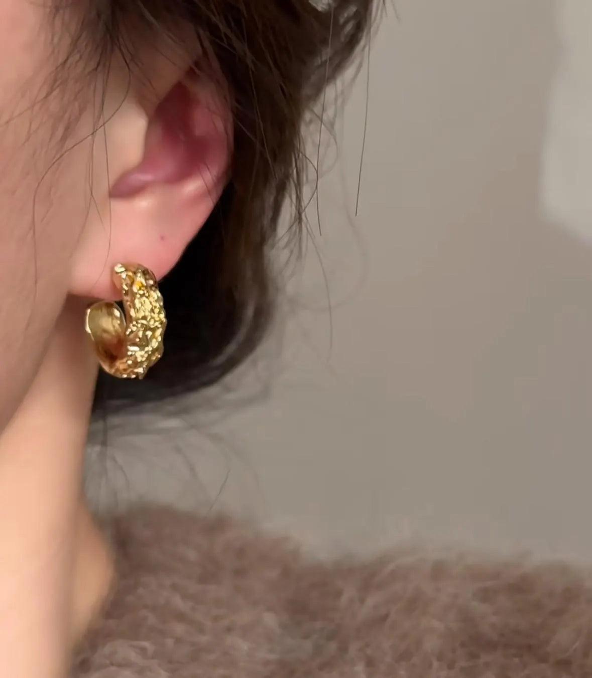 Elegant 14K Gold Twisted Hoop Earrings - Perfect Birthday & Bridesmaid Gift.