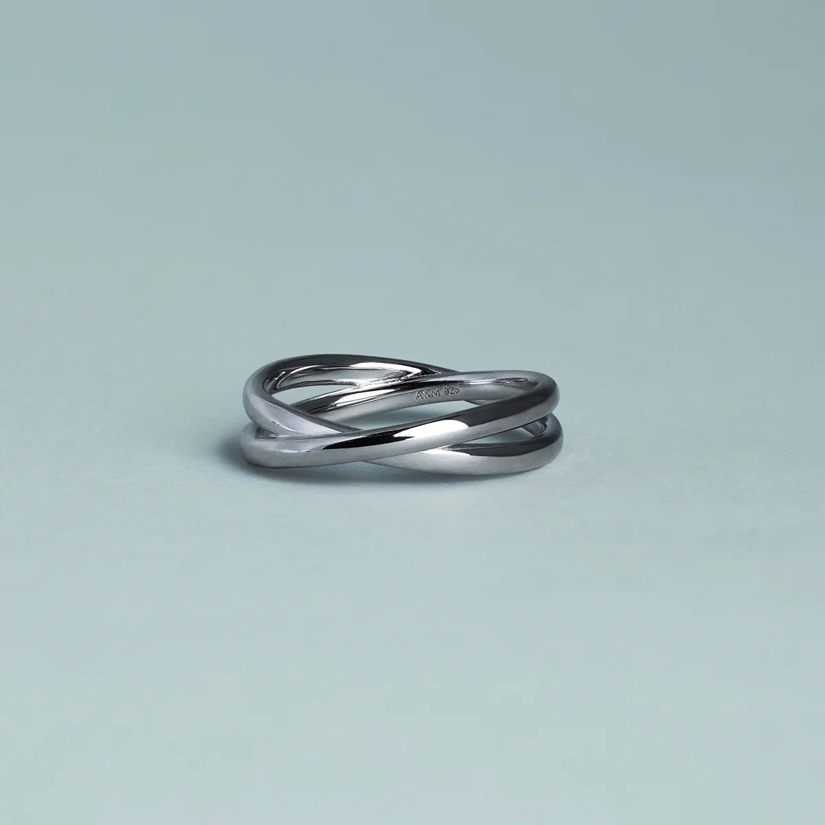 Crossover Illusion Band Ring in Silver