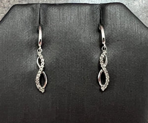 Vintage 10K White Gold Diamond Drop Dangle Earrings