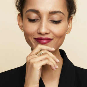 Elegant Wavy Stack Ring - Perfect for Any Occasion!.
