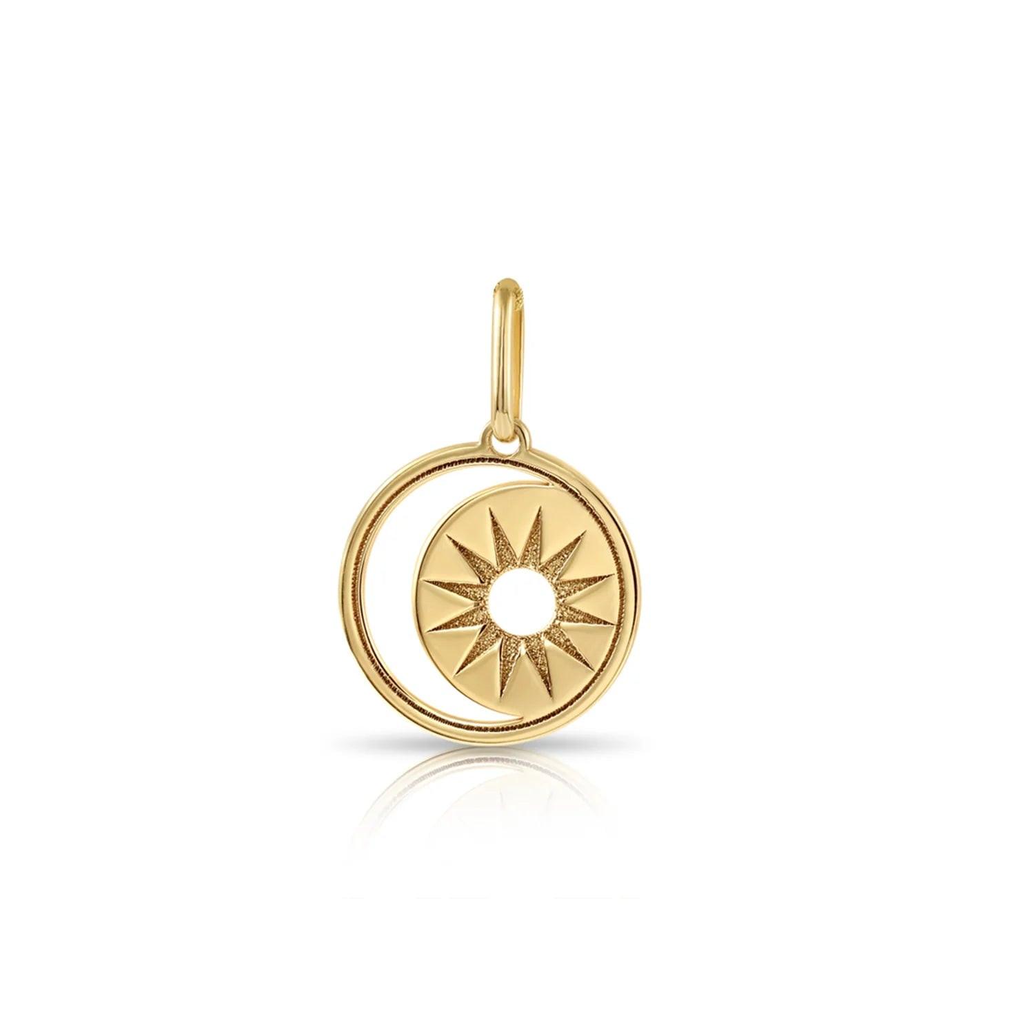 Radiant 14K Yellow Gold Star & Moon Crescent Pendant Necklace - 18" Elegance.