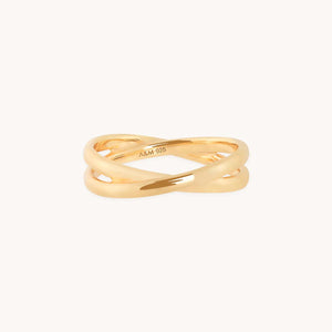 Stunning Gold Crossover Illusion Band Ring - Elevate Your Elegance!.