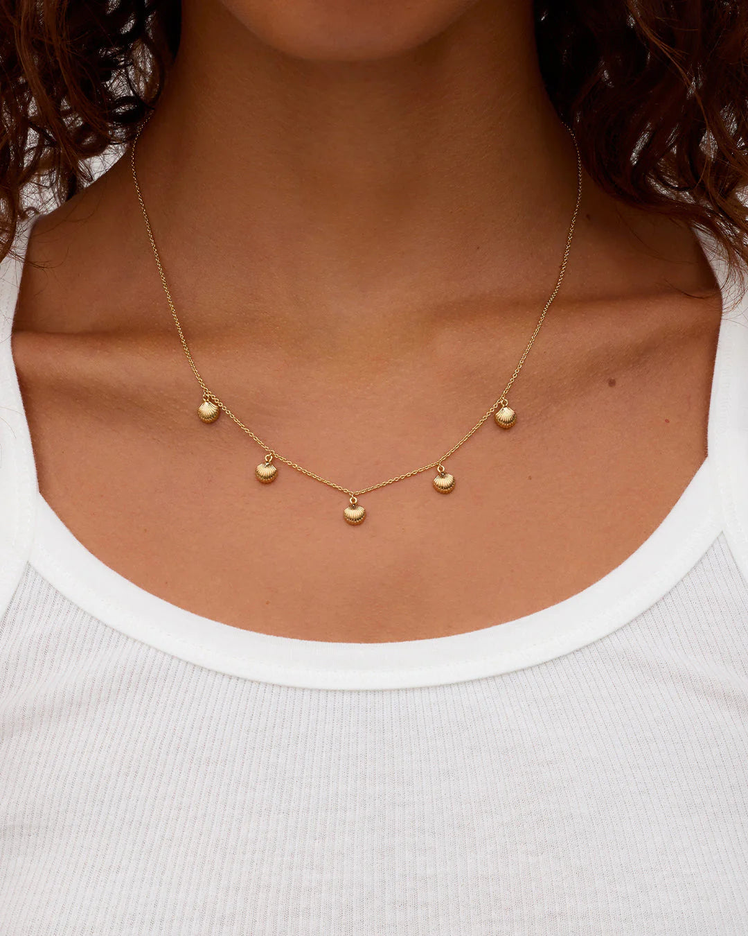 Scallop Mini Necklace NikNenz™ Premium Gold & Diamonds