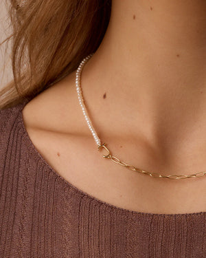 Lou Pearl Alphabet Necklace NikNenz™ Premium Gold & Diamonds