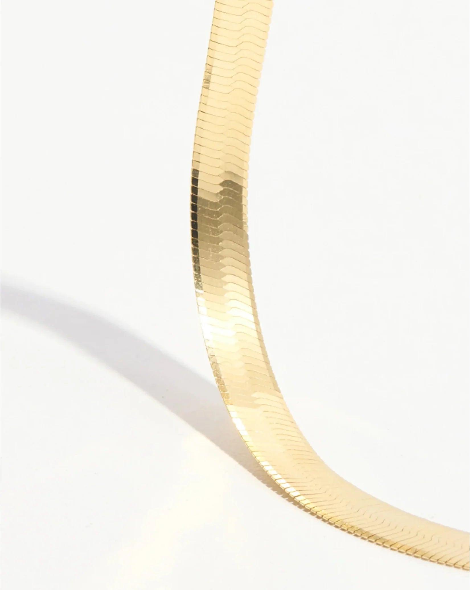 Stunning Herringbone Chain Necklace for Effortless Elegance.