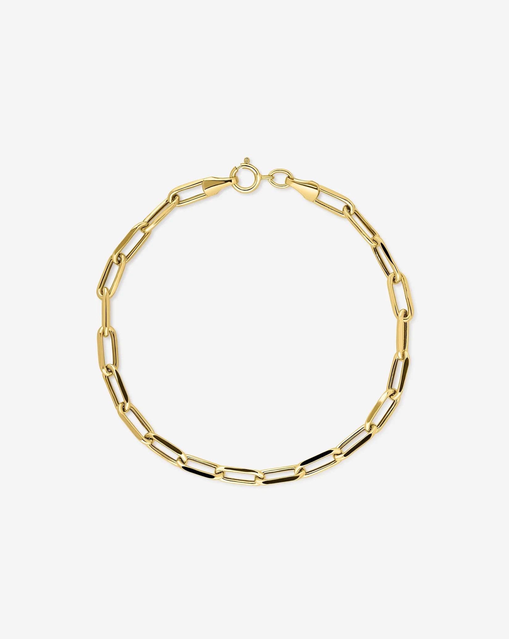Stylish Paperclip Chain Bracelet - Modern Elegance for Every Occasion.