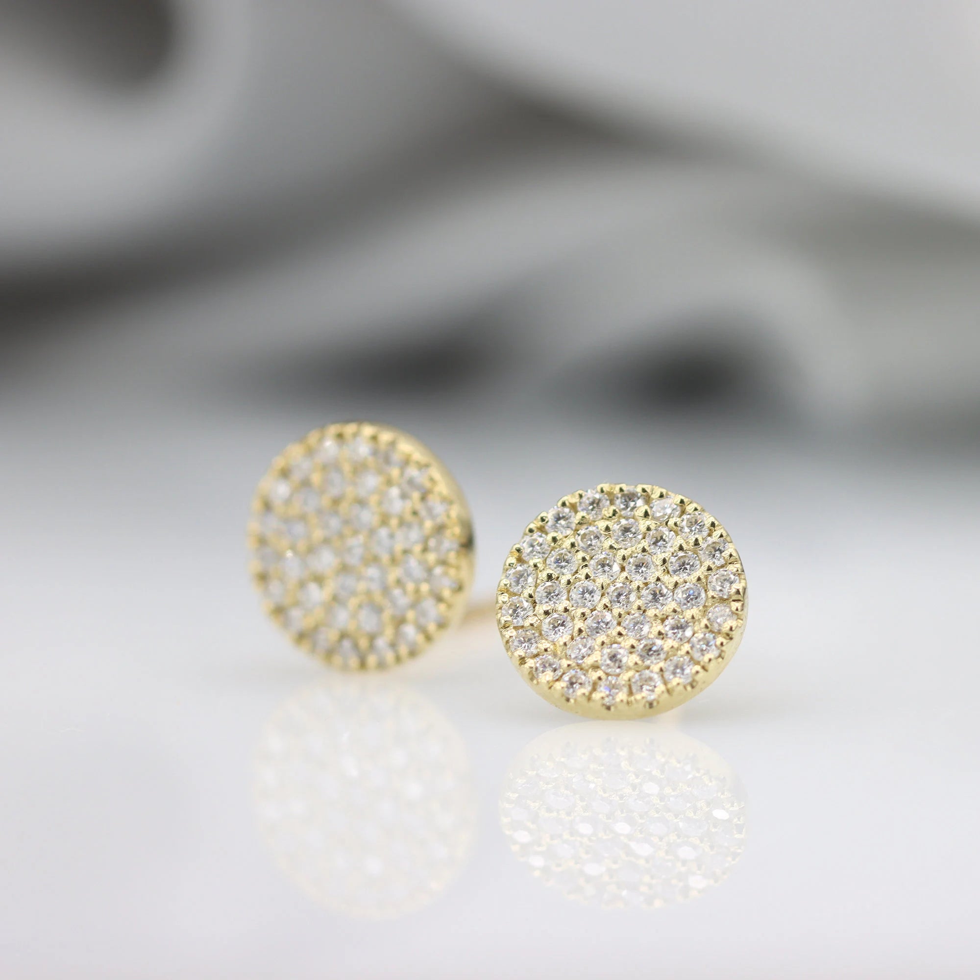 Diamond Pavé Set round Earrings, Stud Earrings, Diamond Earrings, Modern Earrings