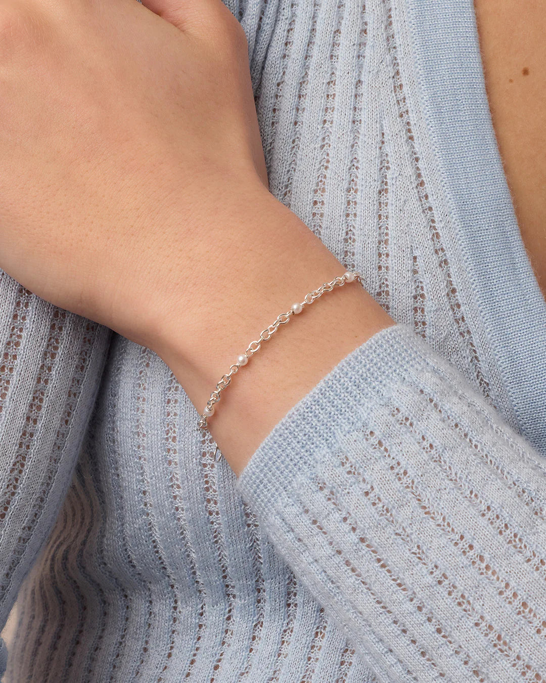 Finley Pearl Dot Bracelet