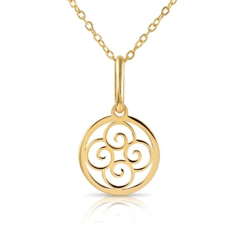 Elegant 14K Yellow Gold Four-Leaf Clover Pendant Necklace with 18" Chain.