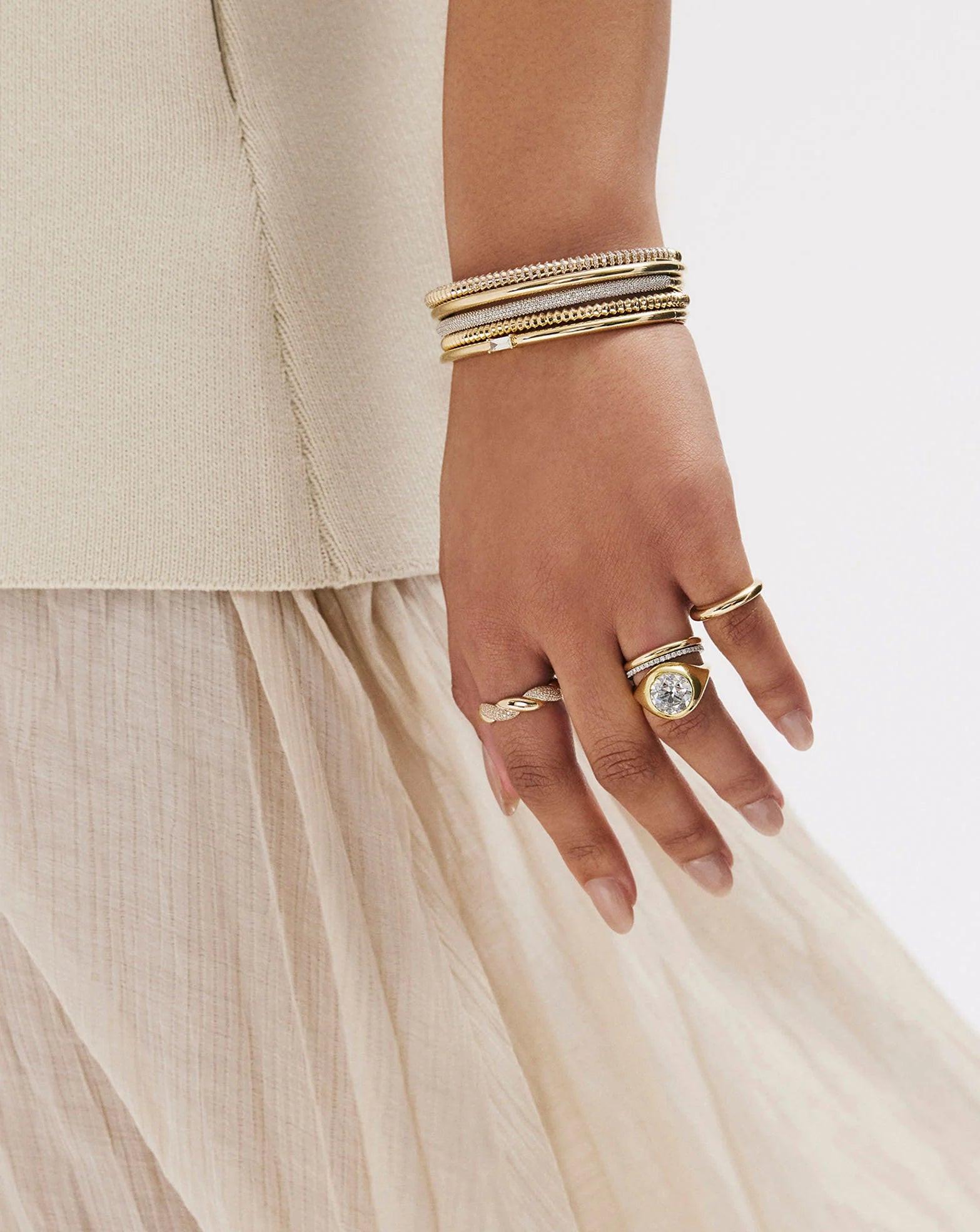 Elegant Stackable Gold Cloud Bangle - Elevate Your Style.