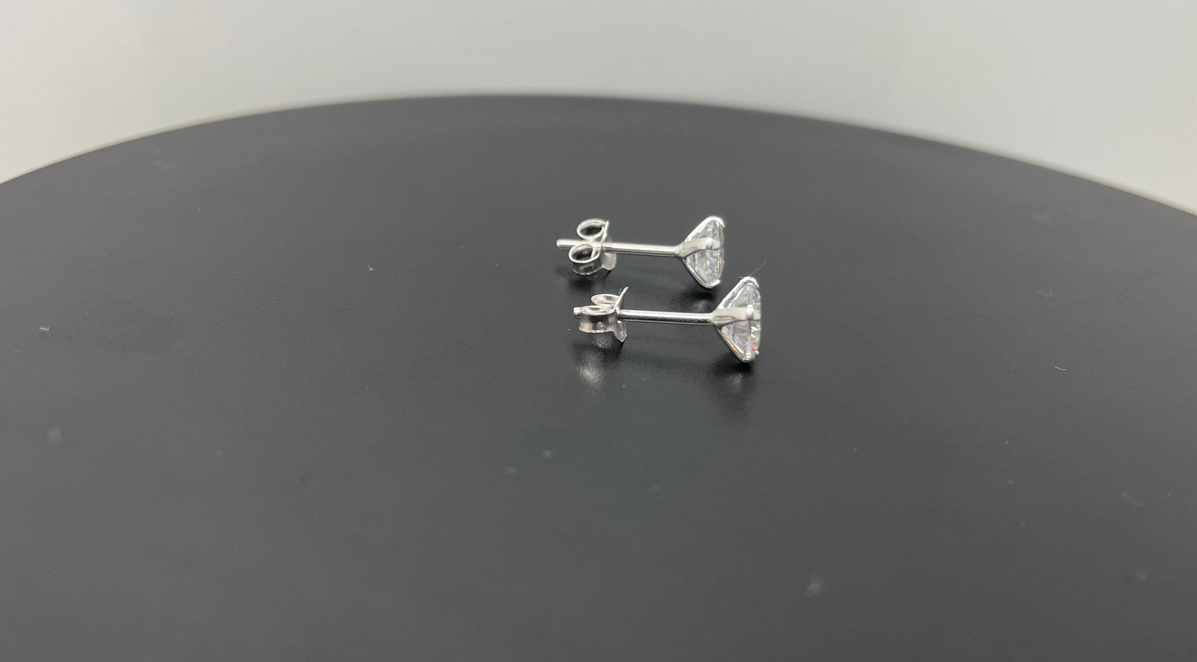 925 Sterling Silver round Clear Earrings Studs Tiny Small Large One Pair