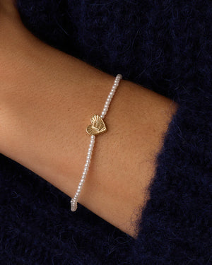Pearl Vintage Heart Alphabet Bracelet