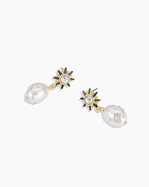 Vintage Shimmer Pearl Drop Earrings