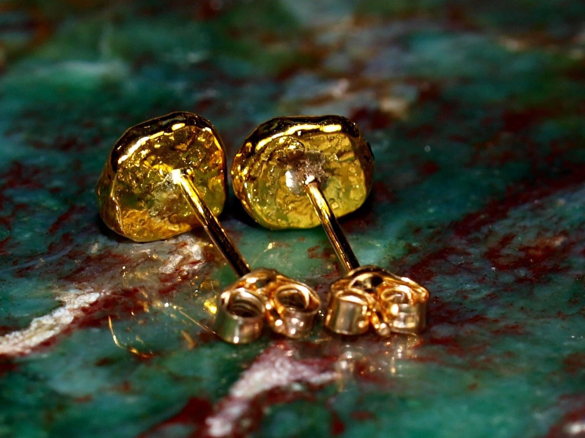 Elegant 24K Gold 5mm Textured Line Stud Earrings - Minimalist Solid Gold Discs.