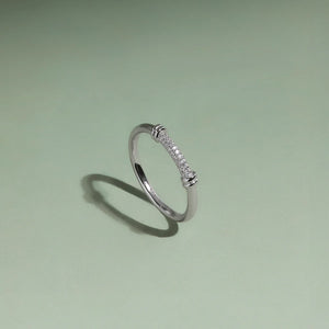 Pavé Knot Ring in Silver