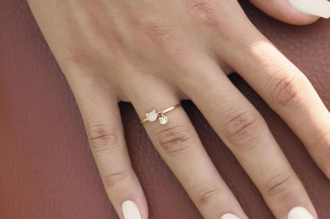 14K Yellow Gold Cute Kitty Ring – Perfect Gift for Cat Lovers Birthdays, Anniversaries & Everyday Wear.