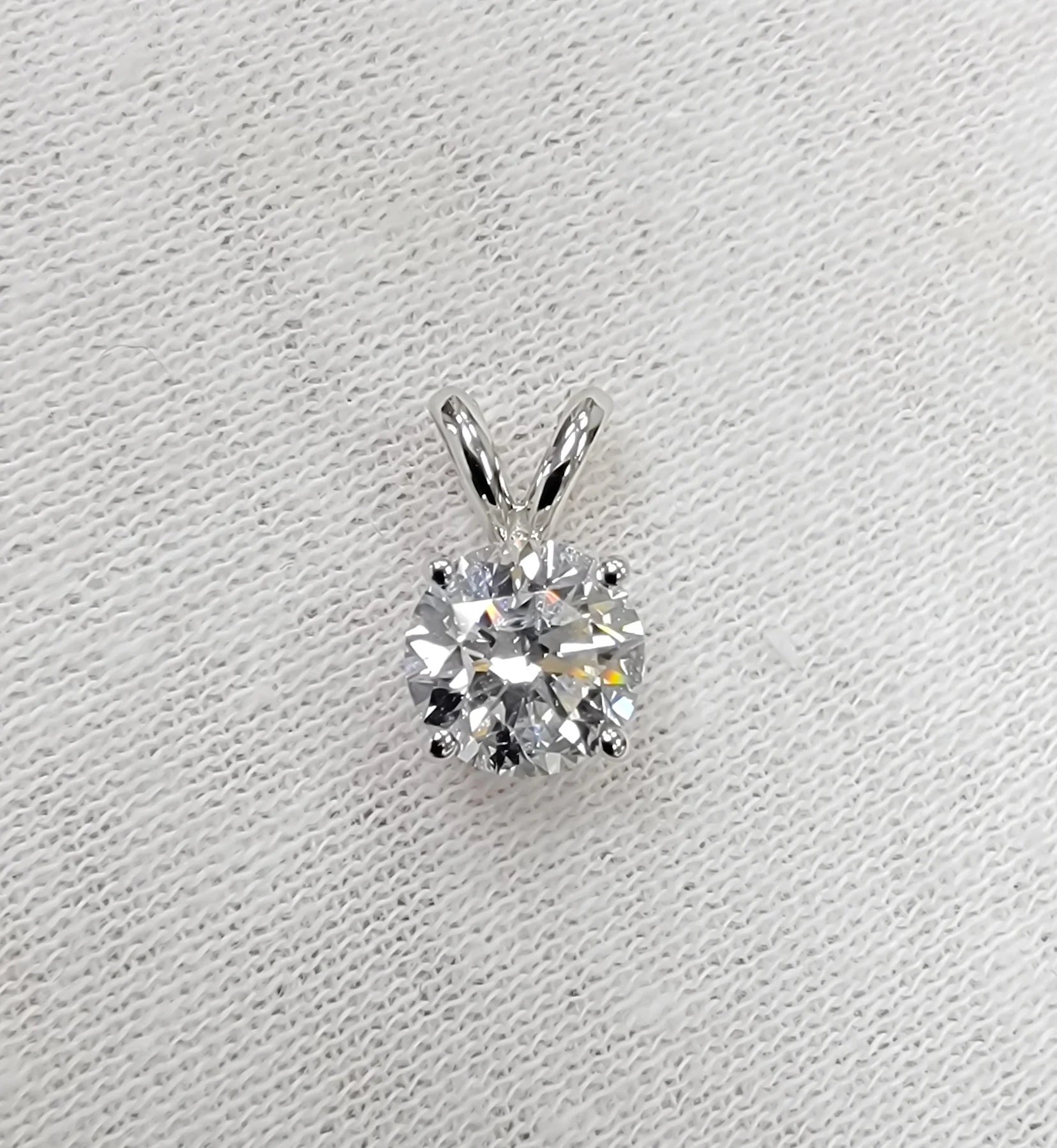 IGI Certified Lab-Grown Diamond Pendant: 14K Gold Basket Setting