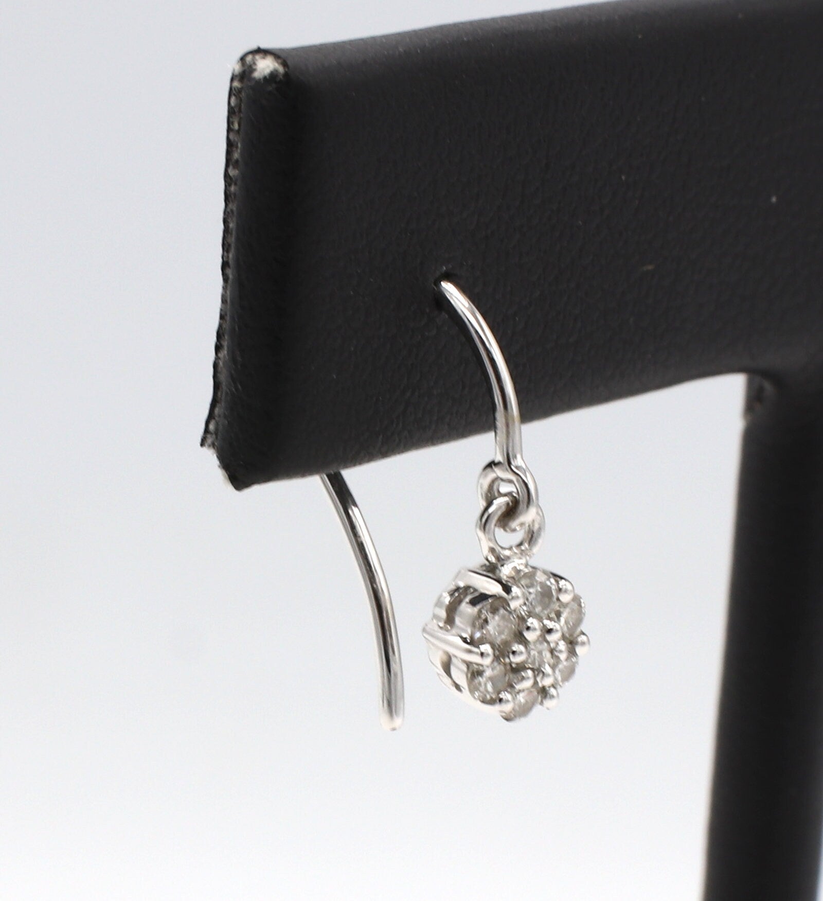 18 Karat White Gold Natural Diamond Cluster Flower Dangle Drop Earrings