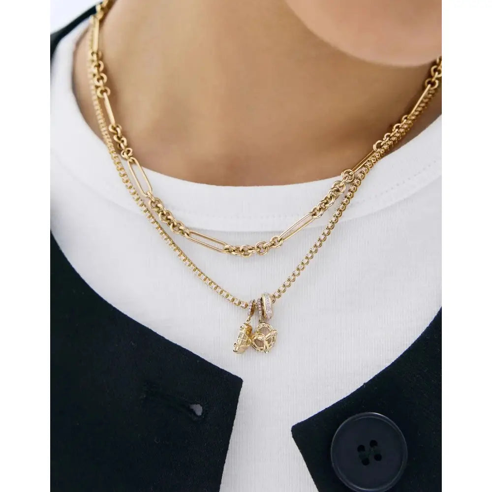 Charming NY Taxi Pendant - A Touch of City Spirit!.