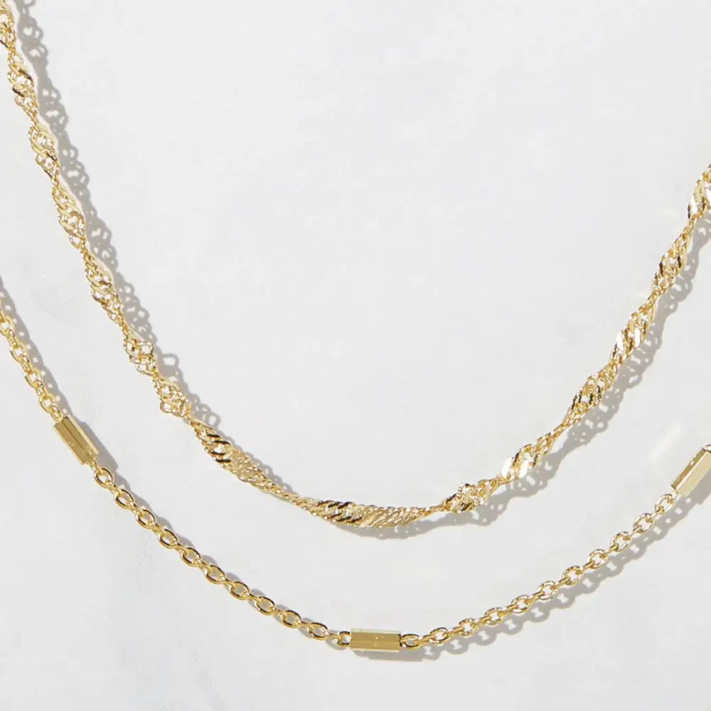 Chic Dainty Bracelet Duo - Minimalist Gold & Silver Delicate Set of 2.