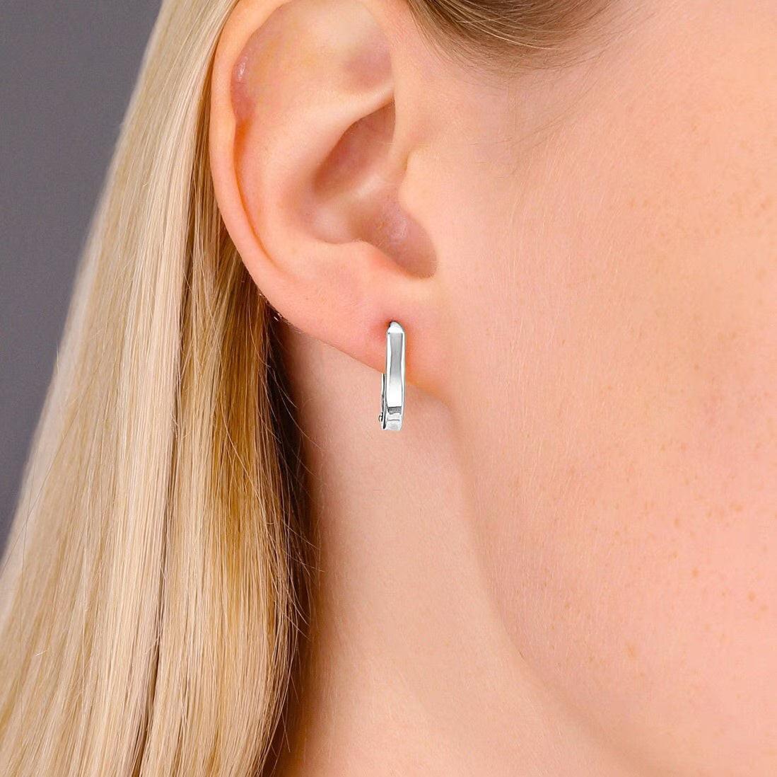 Stunning Handmade 14K White Gold Shiny Oval Huggie Hoop Earrings.