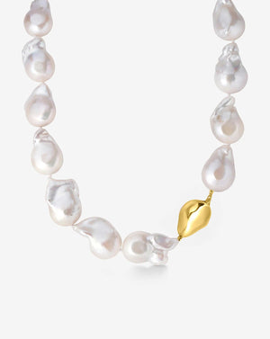 Elegant Baroque Pearl Necklace - Timeless Luxury Accessory.