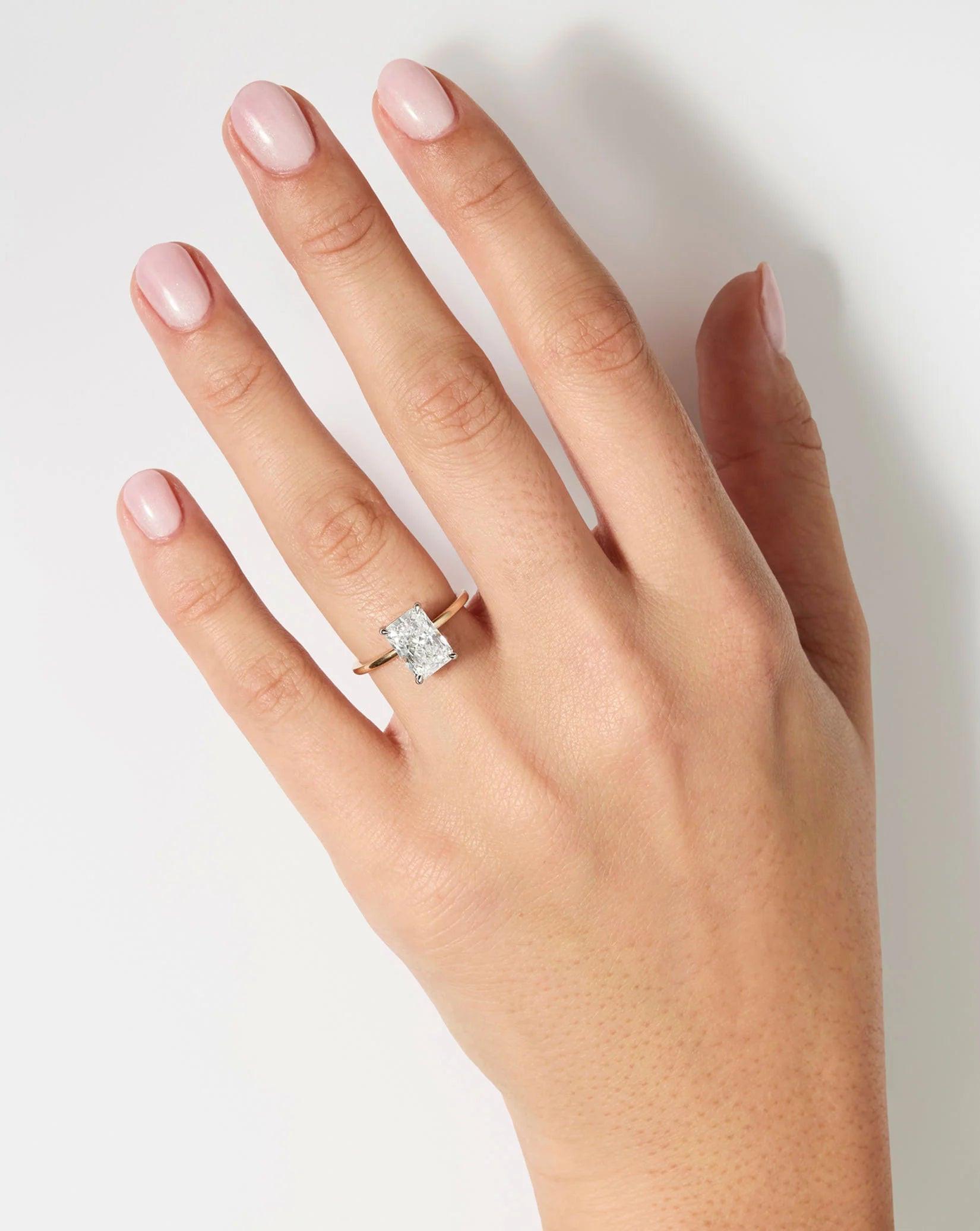 2.85 Carat Exquisite Natural Diamond in Whisper Thin® Setting.