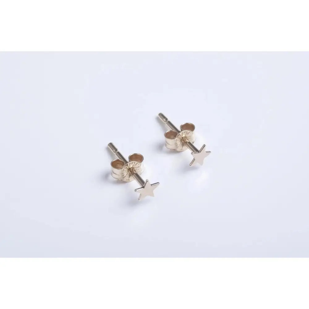 Dainty 14K Solid Gold Star Earrings - Celestial Minimalist Jewelry Elegance.