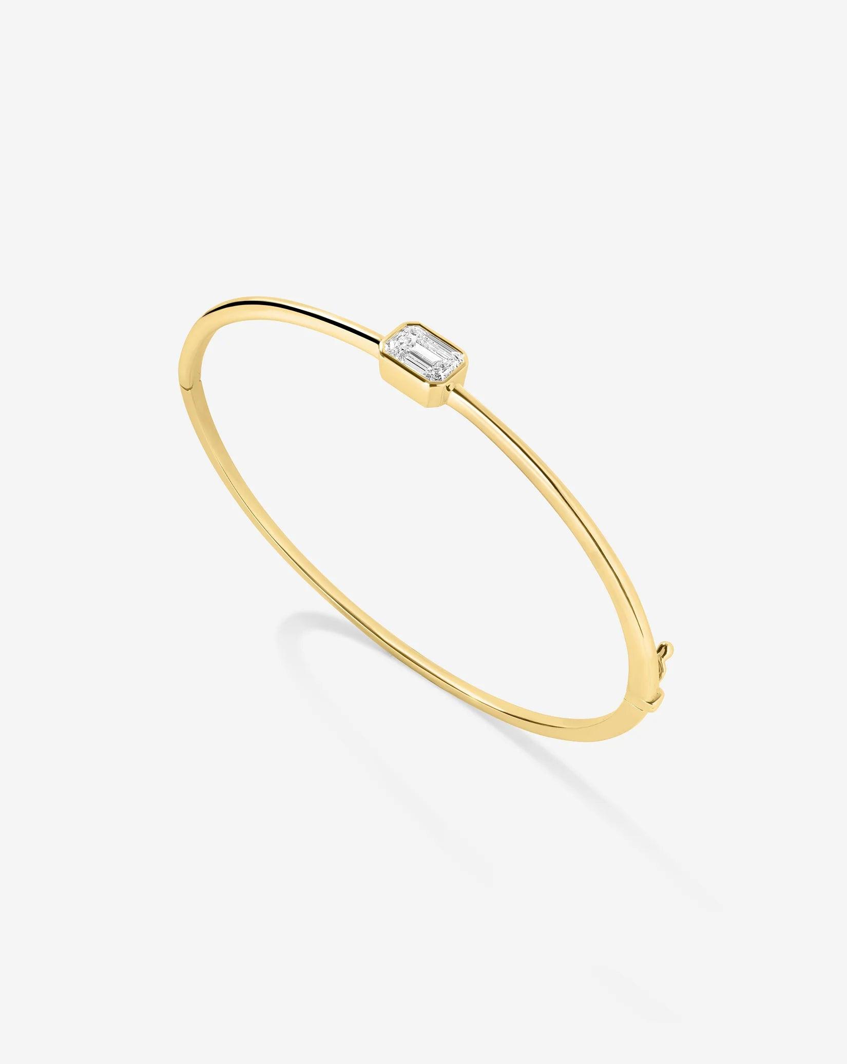 Stunning Emerald Lab Diamond Bangle - Timeless Elegance Awaits!.