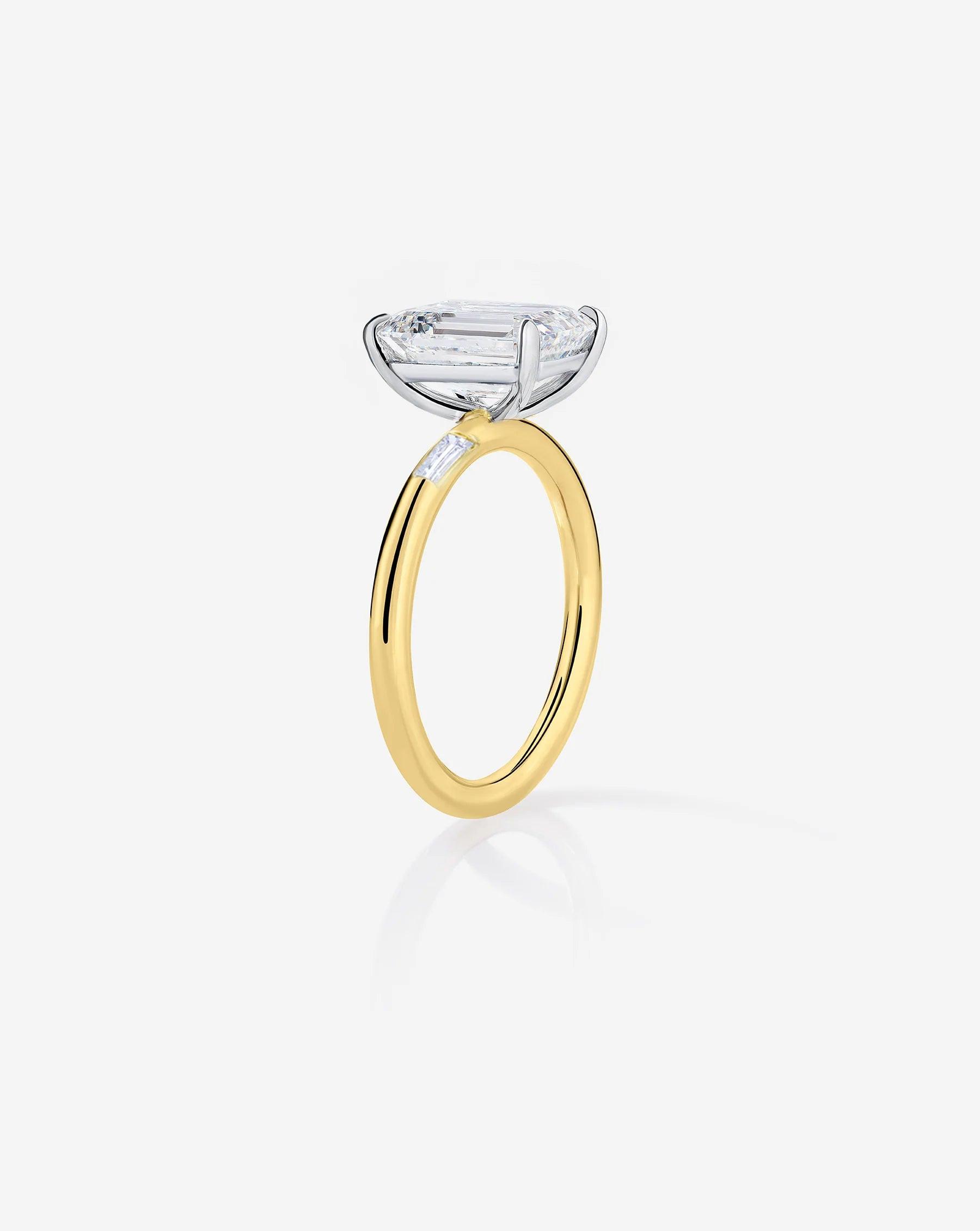 Stunning 3.56ct Emerald & Diamond Cloud Inlay Baguette Ring in 14K Gold - Perfect Engagement Ring!.