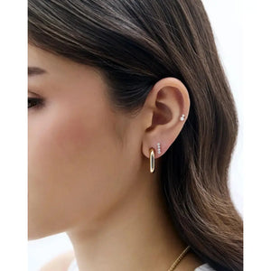 Duo Lab Diamond Flatback Studs - Sparkle with Elegance.