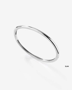 Elegant Stackable Gold Cloud Bangle - Elevate Your Style.