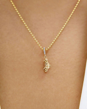 Charming NY Taxi Pendant - A Touch of City Spirit!.
