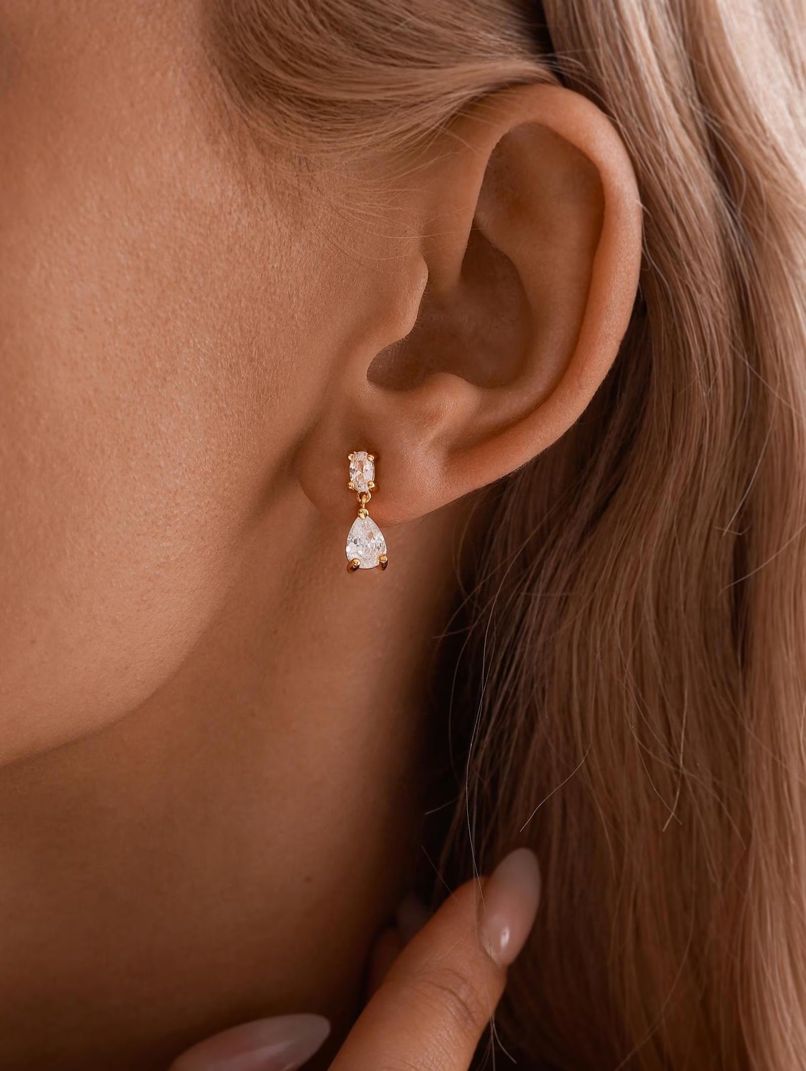 Minimalist Diamond Drop Earrings, Dainty Diamond Stud Earrings, Gold CZ Earrings, Wedding Jewelry, Bridesmaids Gift for Her,Mothers Day Gift