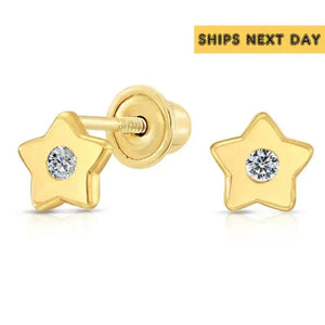 Elegant 10K Yellow Gold Star Stud Earrings - Sparkle with Every Angle!.