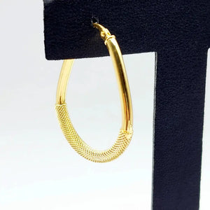 Elegant 10K Yellow Gold Textured Oval Hoop Earrings - Timeless Everyday Style.
