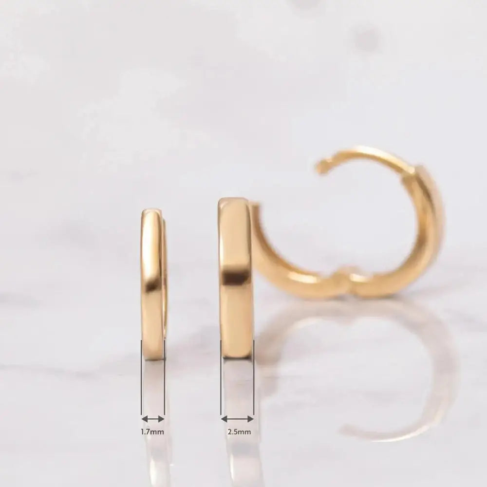 Elegant 14K & 18K Solid Gold Huggie Hoop Earrings - Perfect Everyday Gift for Mom.