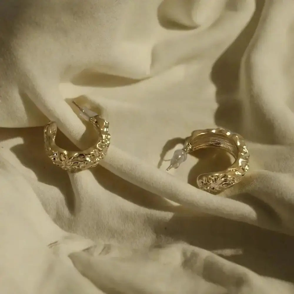 Elegant 14K Gold Twisted Hoop Earrings - Perfect Birthday & Bridesmaid Gift.