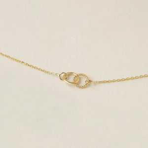 Elegant 14K Solid Gold Interlocking Circle Bracelet - Dainty Connection Jewelry Gift for Her.