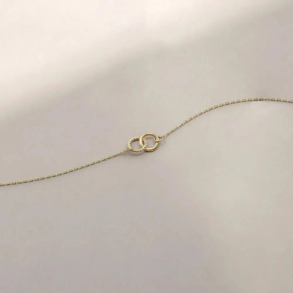 Elegant 14K Solid Gold Interlocking Circle Bracelet - Dainty Connection Jewelry Gift for Her.